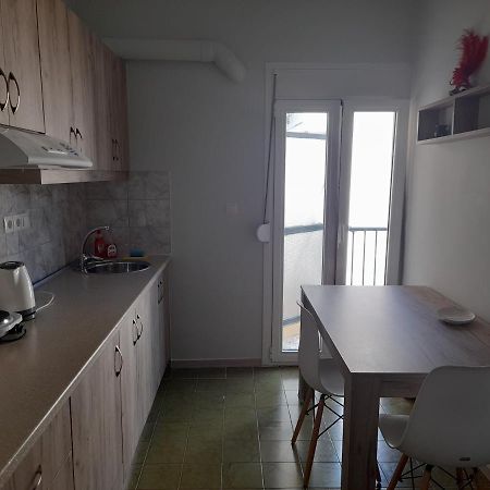 Rossa Apartment Патра Екстериор снимка